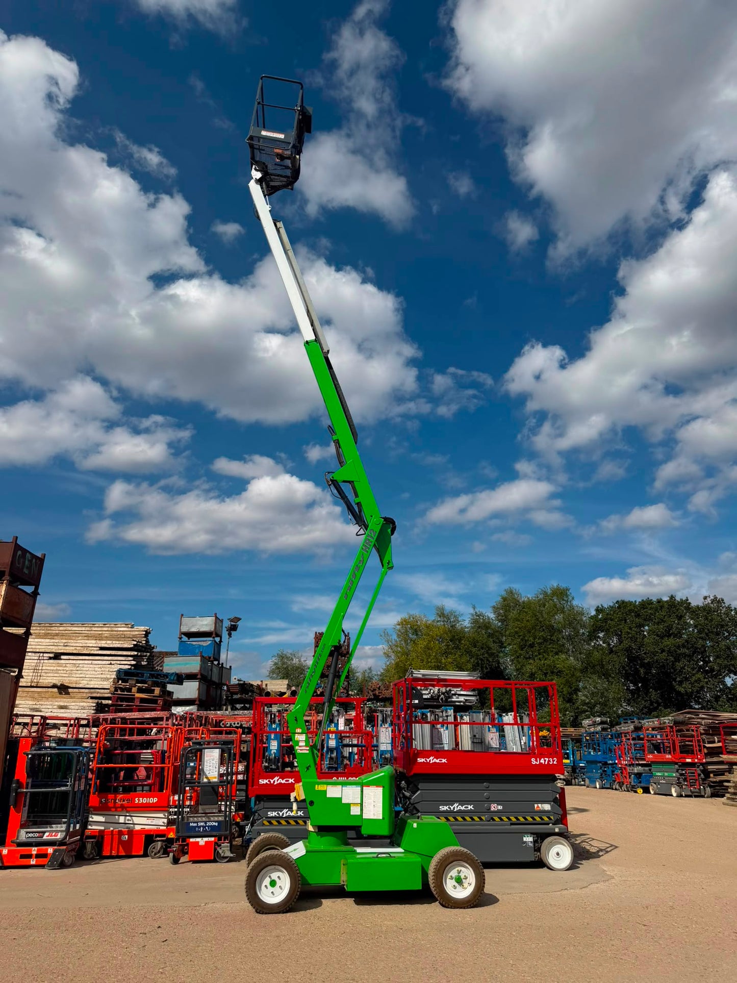 2013 Nifty HR12 with New Engine Boom Lift Access Platform (Skyjack, Genie)