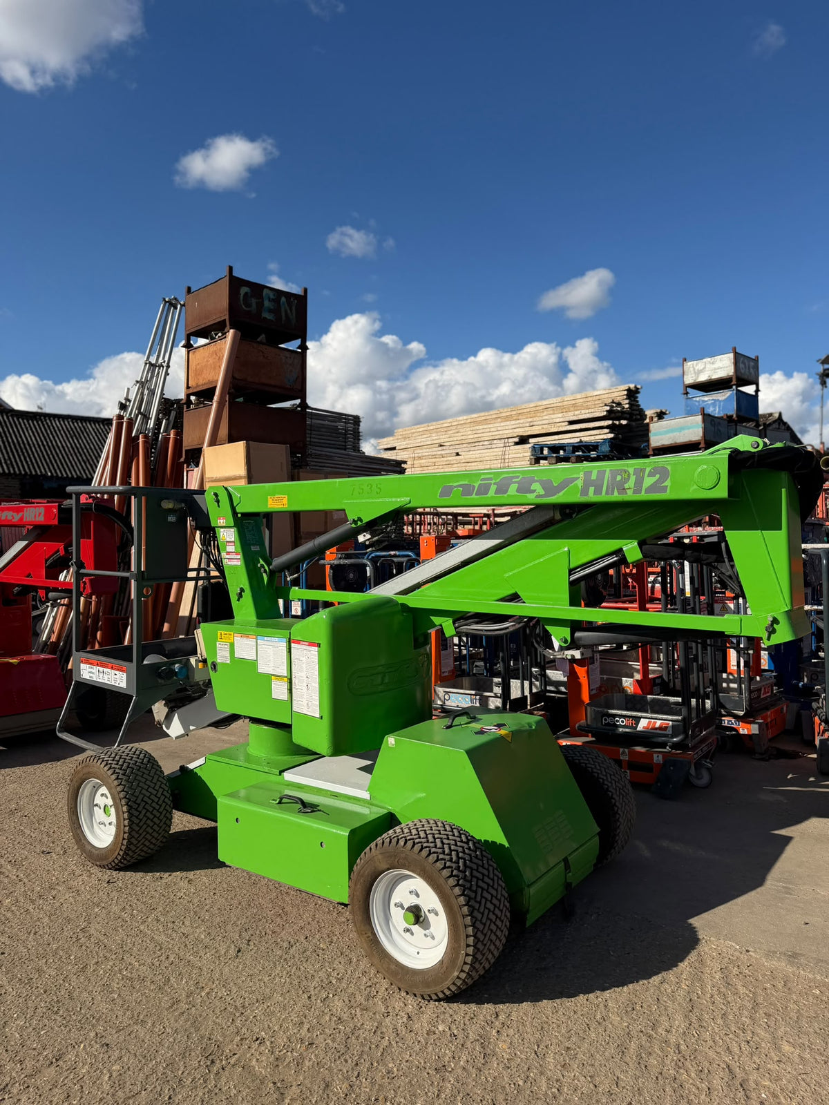 2014 Nifty HR12 Scissor Lift Access Platform Cherry picker