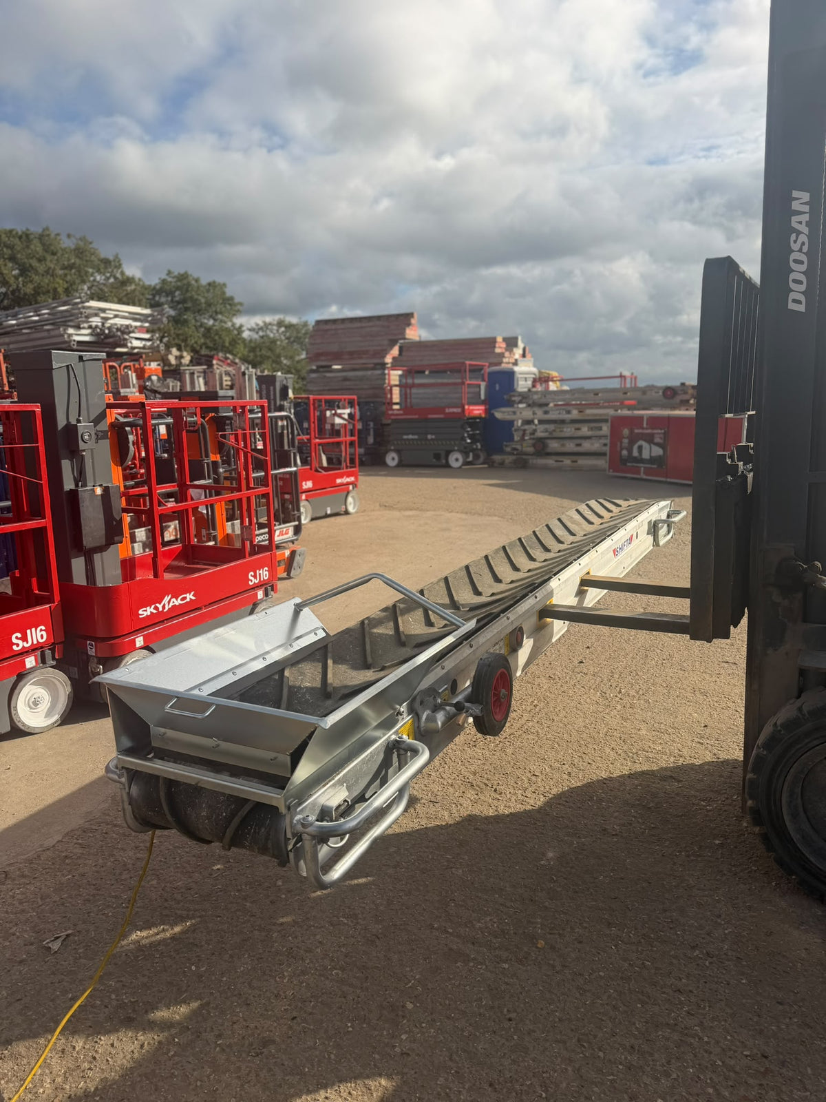 4.4m Shifta Conveyor Belt Inavder Soil Belt 450mm Wide YEAR 2019