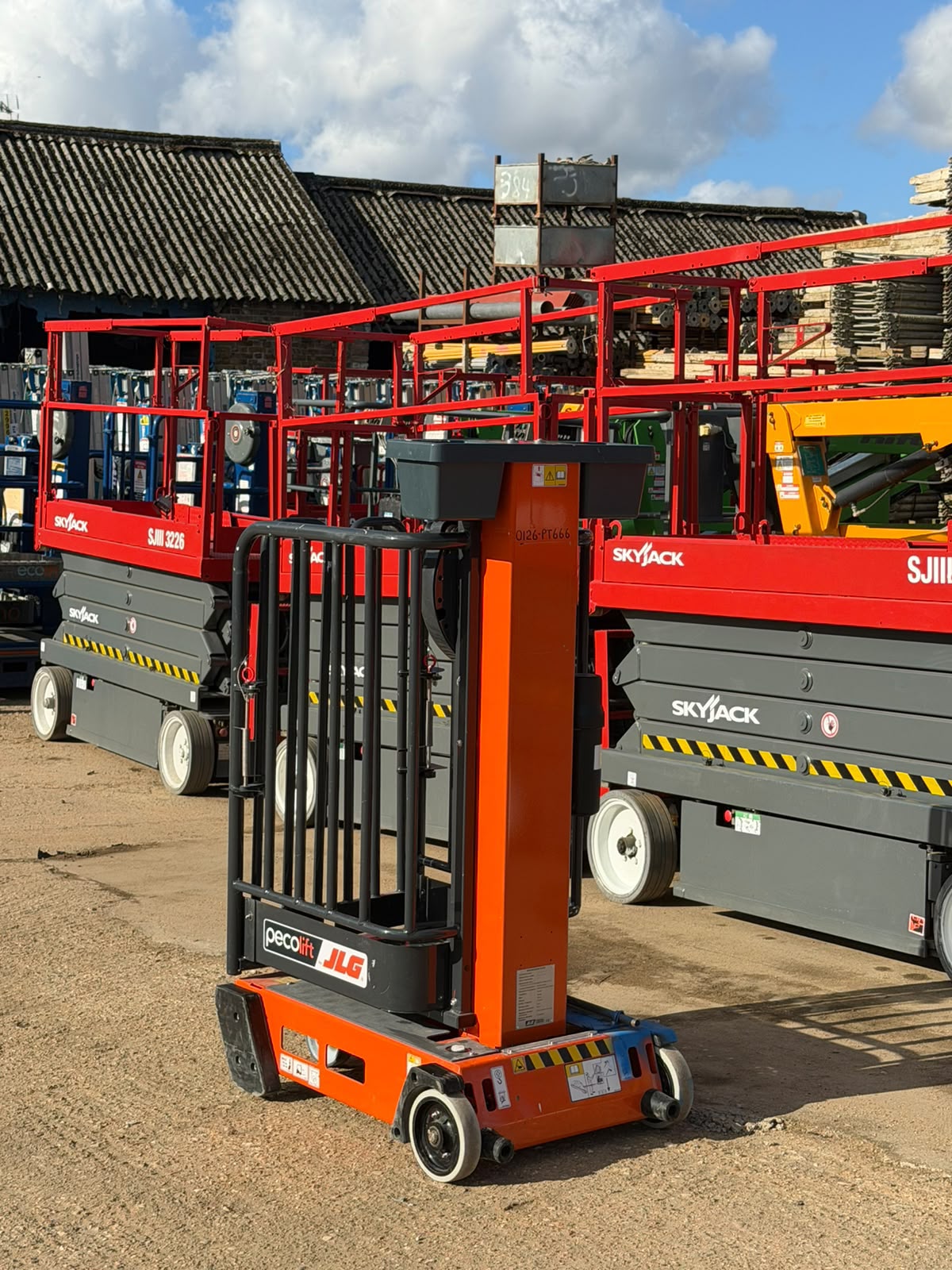 2026 Peco Lift Power Tower Scissor lift (JLG, Genie, Skyjack, Snorkel, JCB)