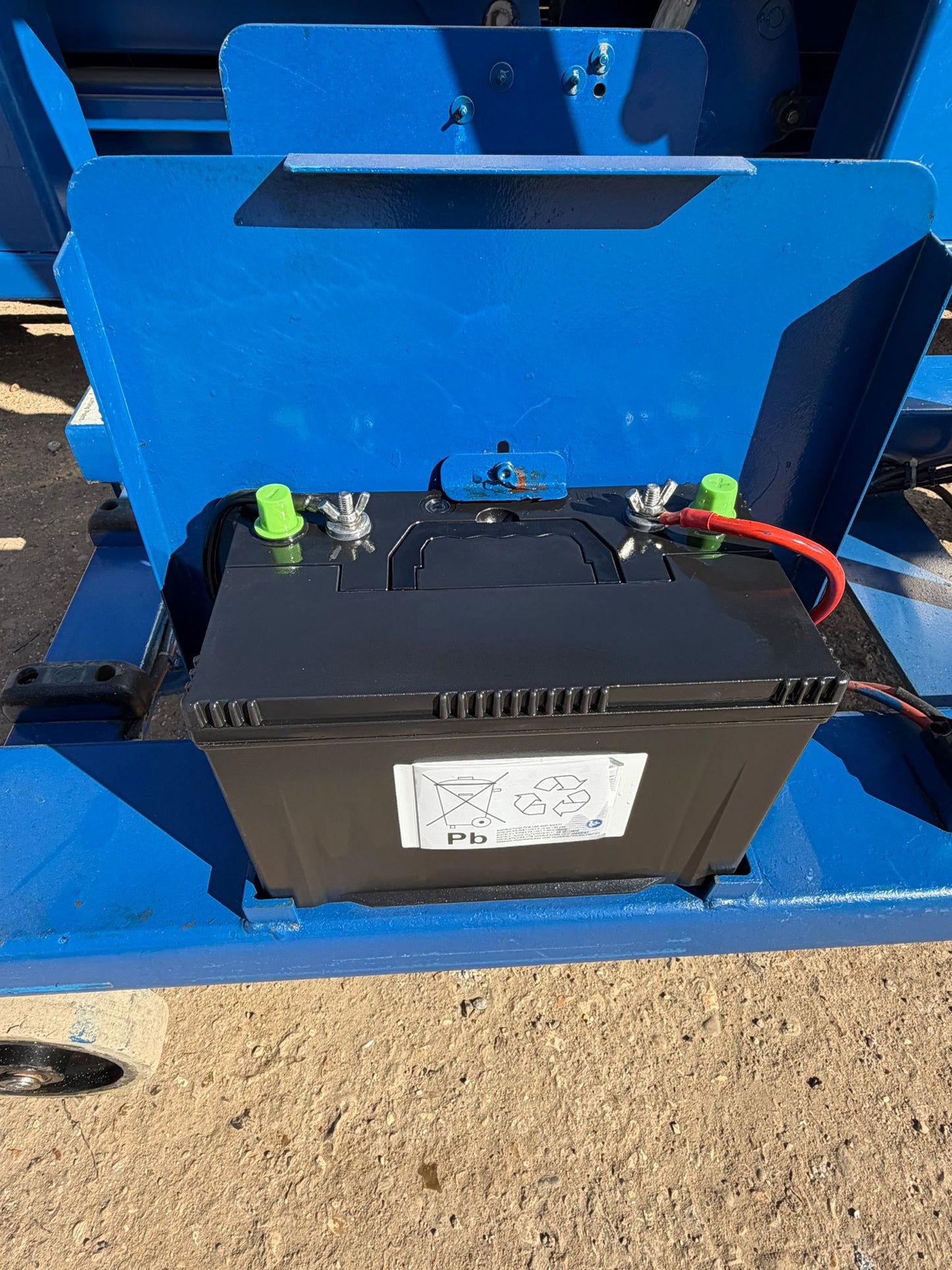 POWER TOWER PUSH AROUND SCISSOR LIFT ACCESS PLATFORM JLG, Genie,Skyjack