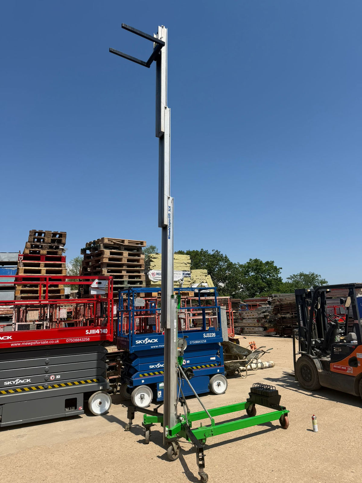2016 Genie SLK20 Counter Balance Superlift Material Lift